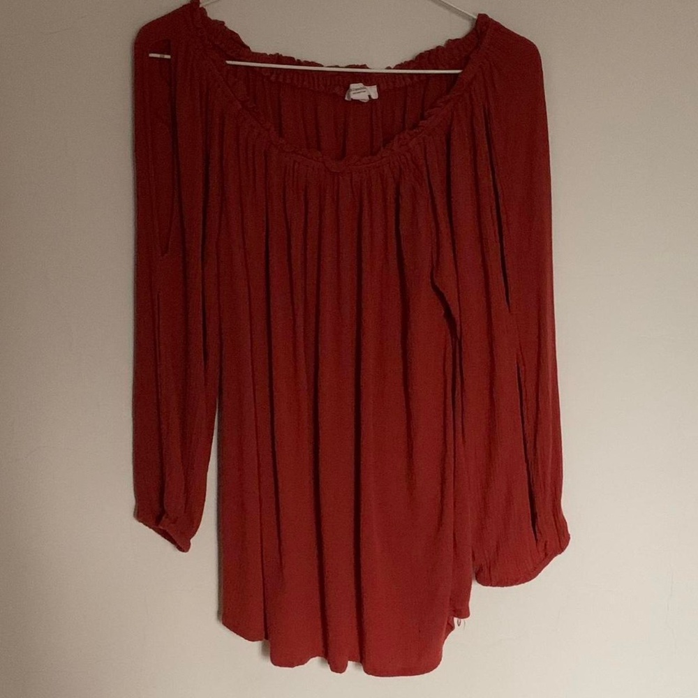 Women's beachlunchlounge ruffled scarlet red blouse with sleeve cutouts, size S